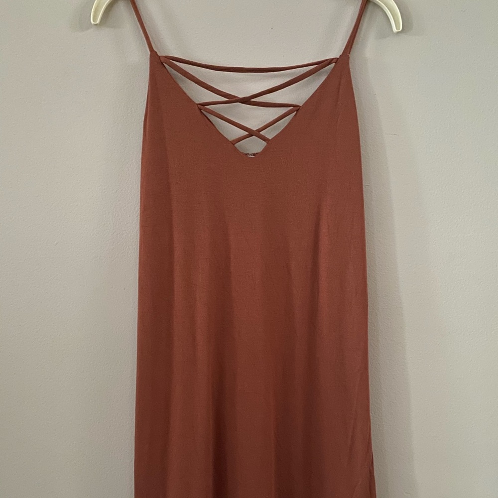🍭 Dress with Cut Out Detail